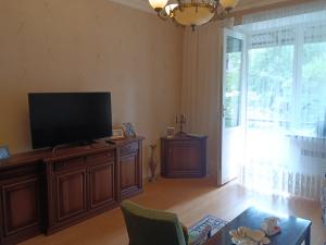 2-комн. квартира на ул. Тпагричнери, 65 кв.м., 2/5 этаж, капи
