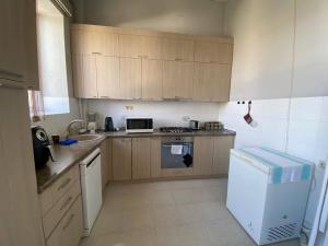 3-комн. квартира на ул. Смбата Зоравара, 64 кв.м., капиталь