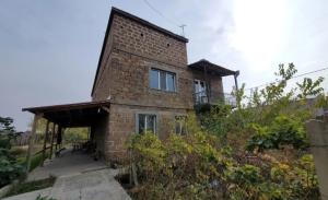 Двухэтажный каменный дом в Мусалере, 240 кв.м., 2 ванные, к