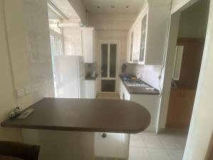2-комн. квартира на ул. Московян, 64 кв.м., 3/5 этаж, высокие 