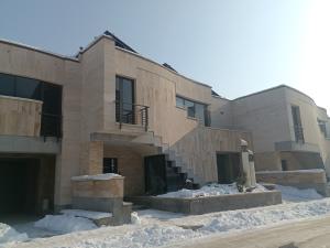 Трёхэтажный дом на ул. Ачаряна в Аване, 358 кв.м., 3+ ванные