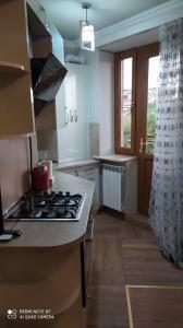 1-комн. квартира на ул. Ленинградян в Ачапняке, 36 кв.м., 3/5