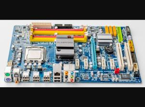 GIGABYTE GA-EP45-UD3LR